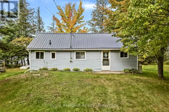 25 SNOW LK LANE, Wollaston