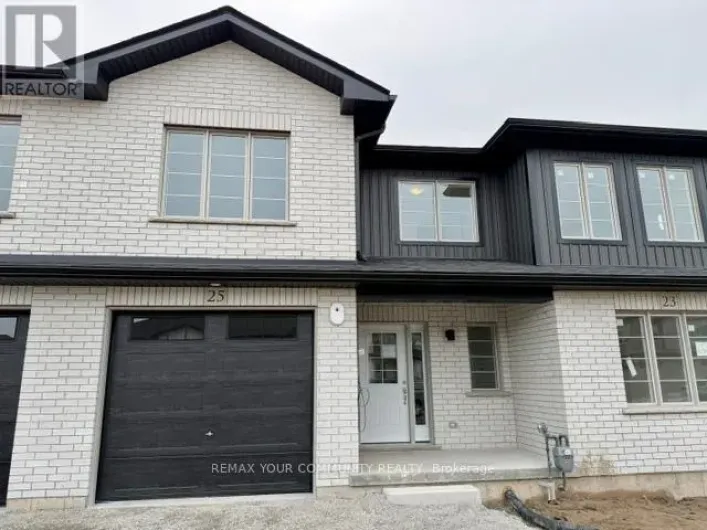 25 STRATH CRESCENT, Springwater