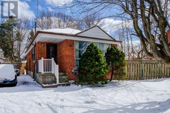 25 STRODE DRIVE, Toronto