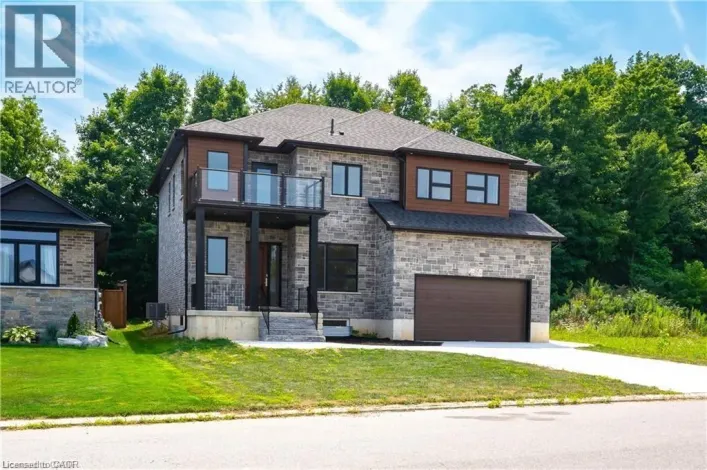25 SUNVIEW Drive, Norwich