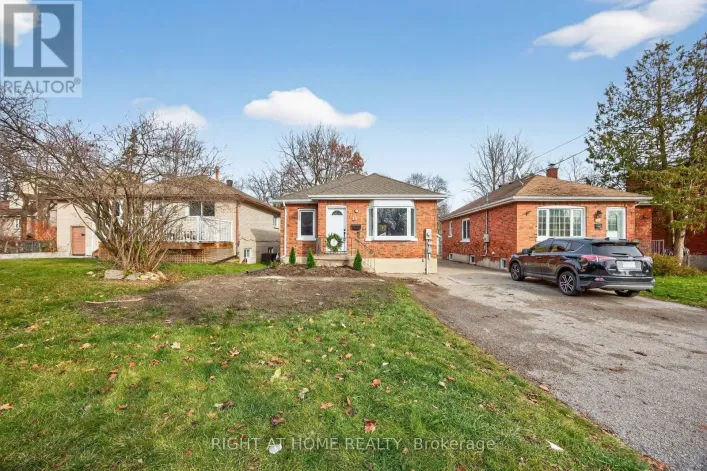 25 THOMSON STREET, Barrie