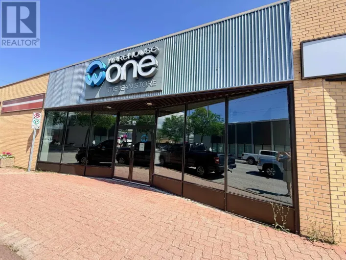 25 WHYTE AVENUE, Dryden