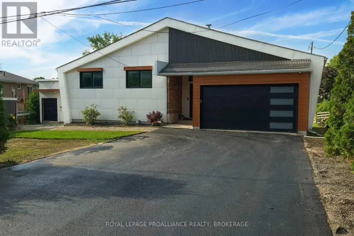 25 WILLOWBANK ROAD E, Gananoque
