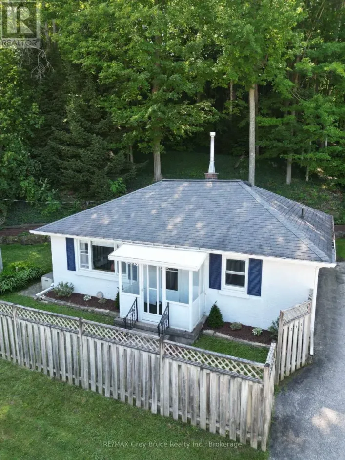 250 2ND AVENUE E, Owen Sound