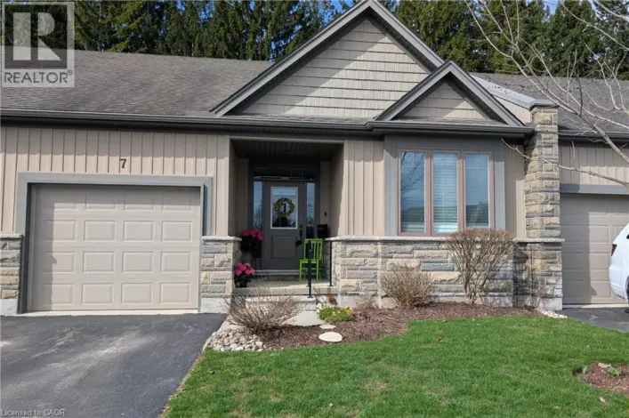 250 HOSTETLER Road Unit# 7, New Hamburg