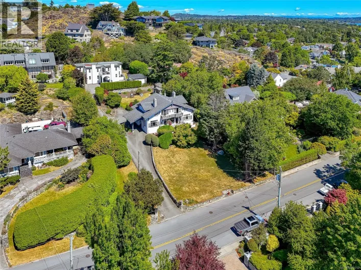250 King George Terr, Oak Bay