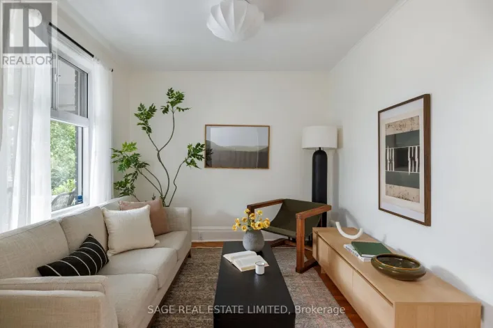 250 SPRINGDALE BOULEVARD, Toronto