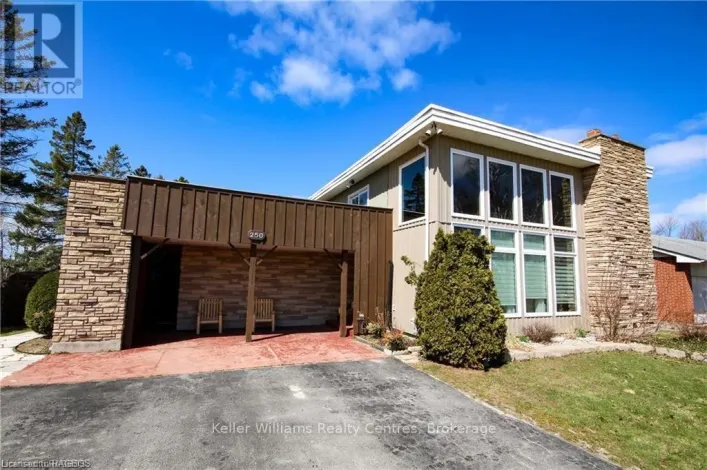 250 TYENDINAGA DRIVE, Saugeen Shores