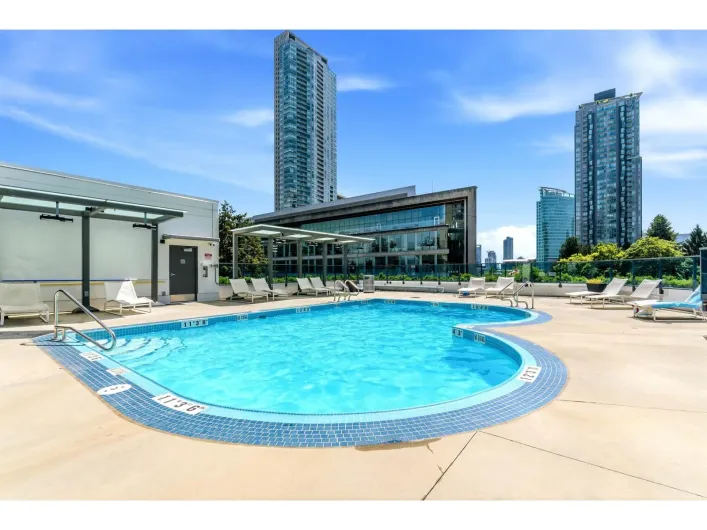 Apartment for sale: 2501 10448 UNIVERSITY DRIVE, Surrey