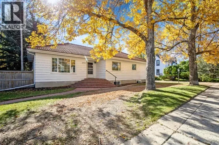 2501 20 Street, Nanton