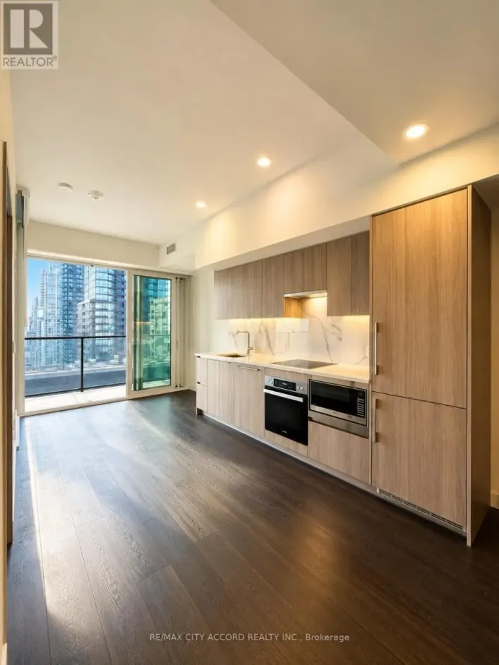 2501 - 3 CONCORD CITY PLACE WAY, Toronto