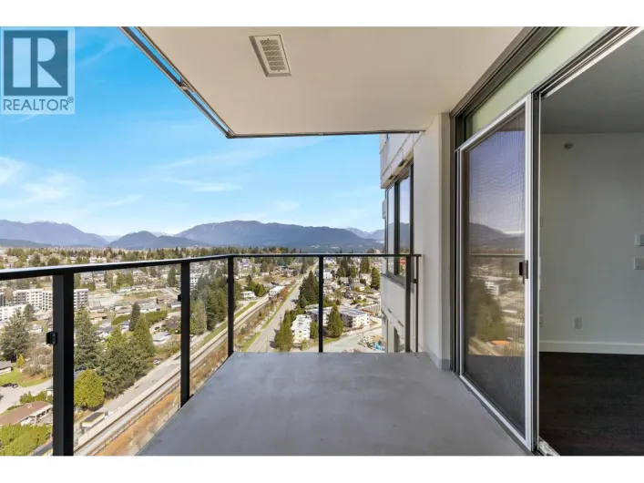 2501 602 COMO LAKE AVENUE, Coquitlam