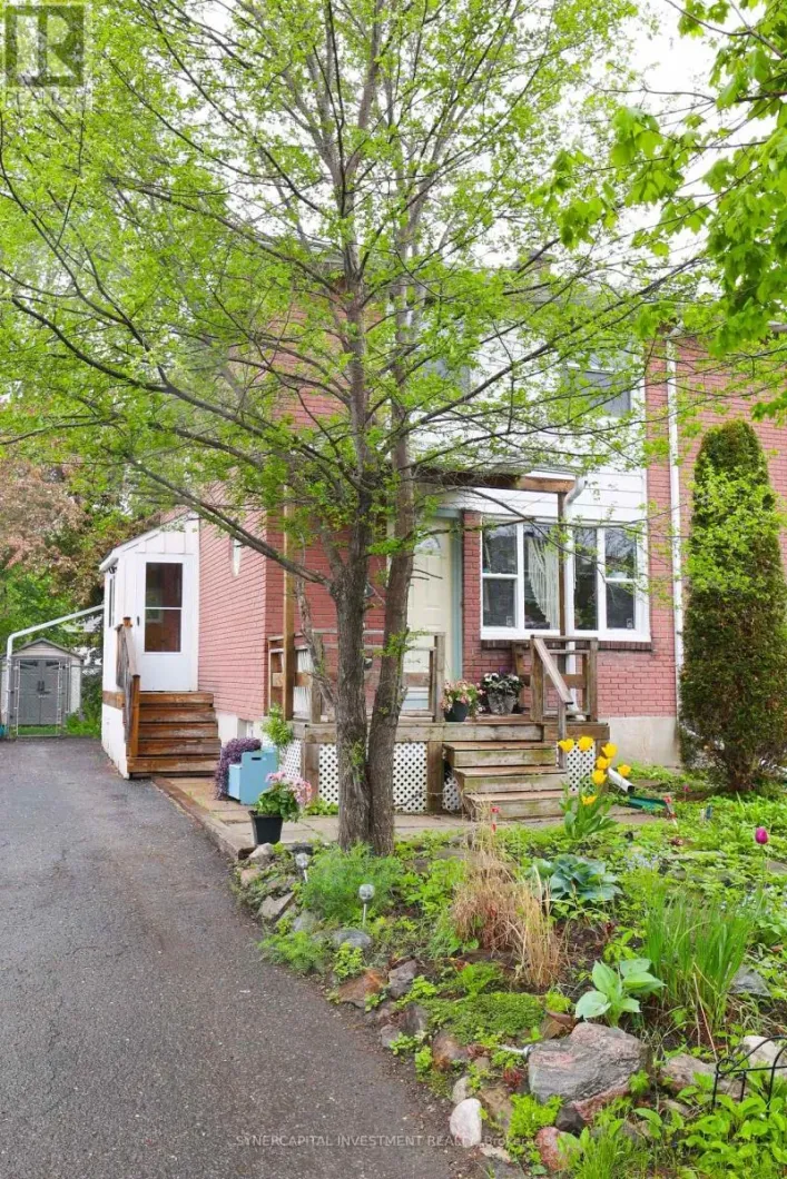 2502 CLEMENTINE BOULEVARD, Ottawa