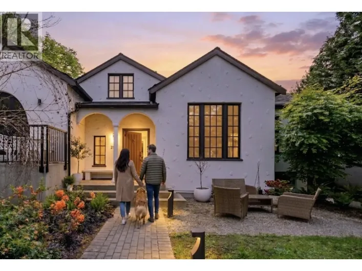 2502 W 33RD AVENUE, Vancouver