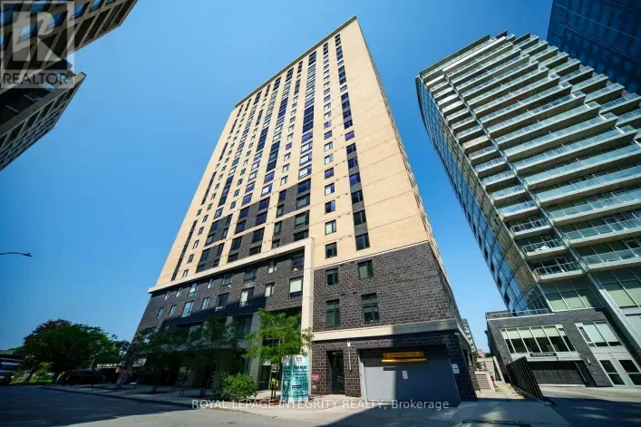 2503 - 105 CHAMPAGNE AVENUE S, Ottawa