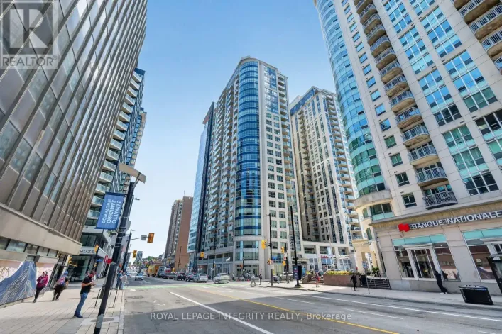 2505 - 242 RIDEAU STREET, Ottawa