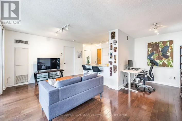2505 - 33 SHEPPARD AVENUE E, Toronto