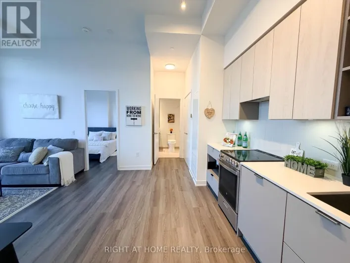 2505 - 3883 QUARTZ ROAD, Mississauga