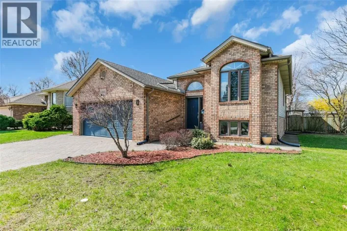 2505 ST. CLAIR AVENUE, Windsor