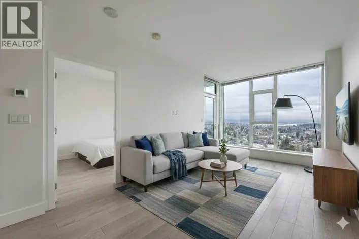 2506 7388 KINGSWAY, Burnaby