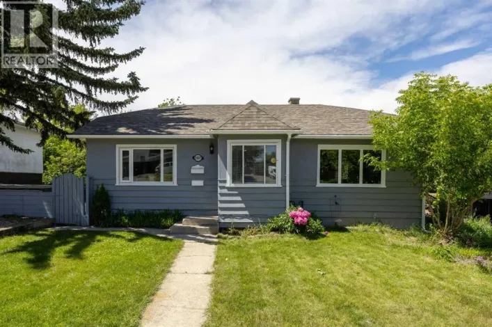 2507 15A Street SW, Calgary