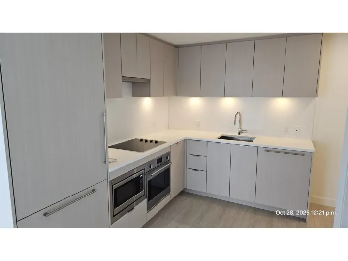 2508 13675 107A AVENUE, Surrey