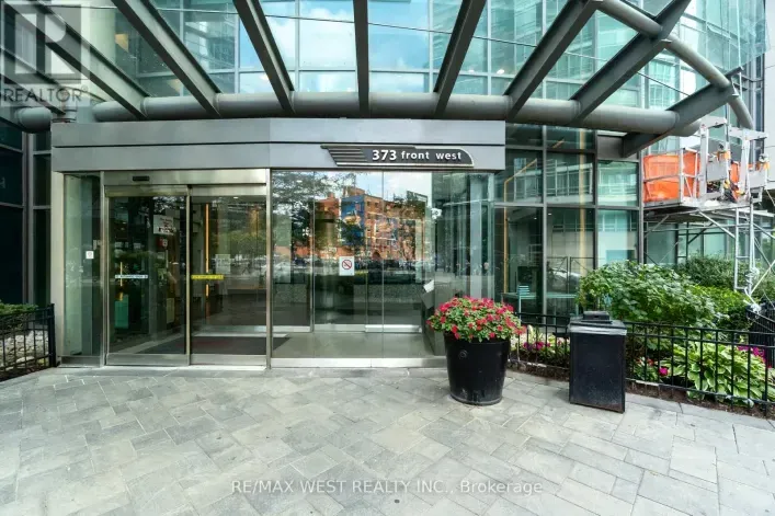 Apartment for sale: 2509 - 373 FRONT STREET W, Toronto