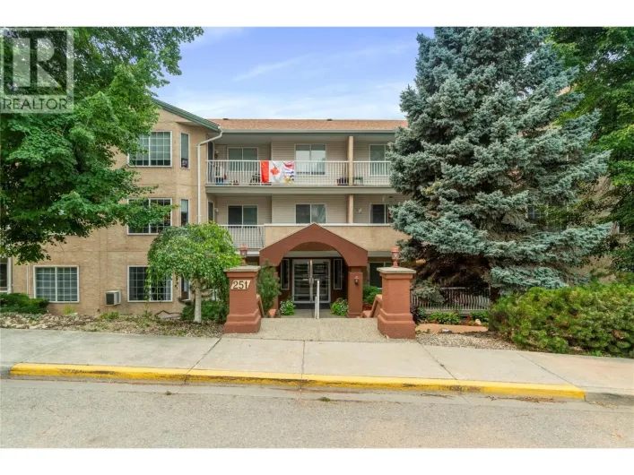 251 6 Street SE Unit# 303, Salmon Arm