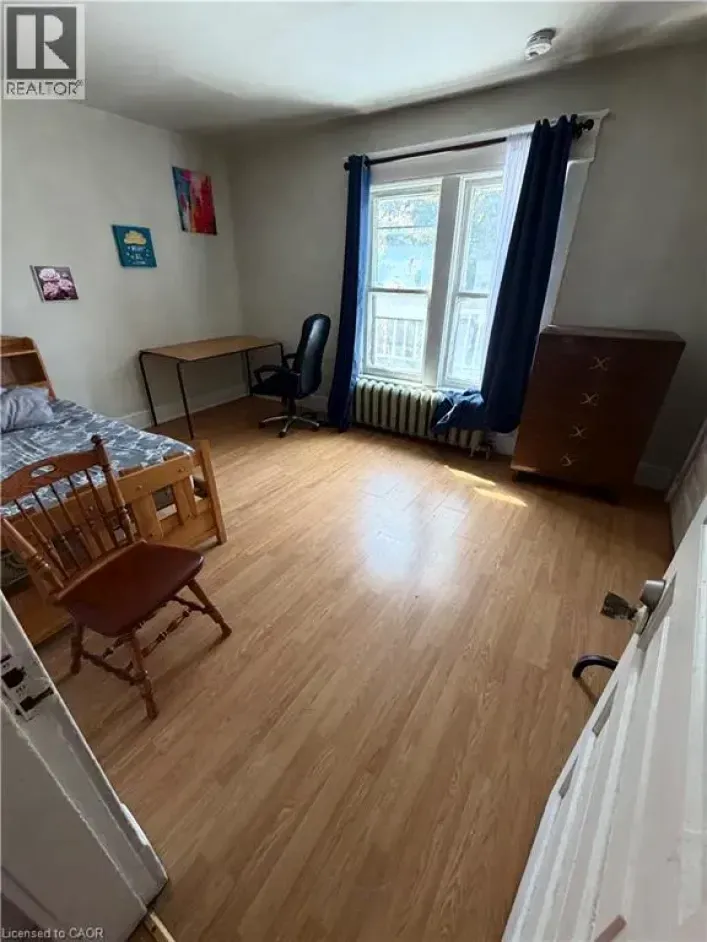 251 BRANT Avenue, Brantford