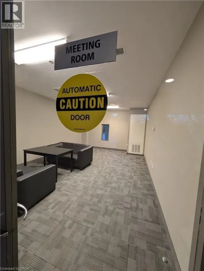 251 HEMLOCK Street Unit# 208, Waterloo