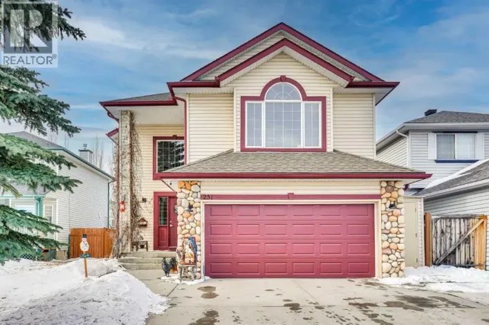 251 Lakeview Cove, Chestermere
