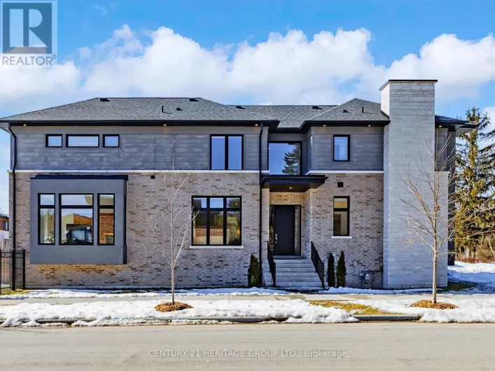 251 OXFORD STREET, Richmond Hill