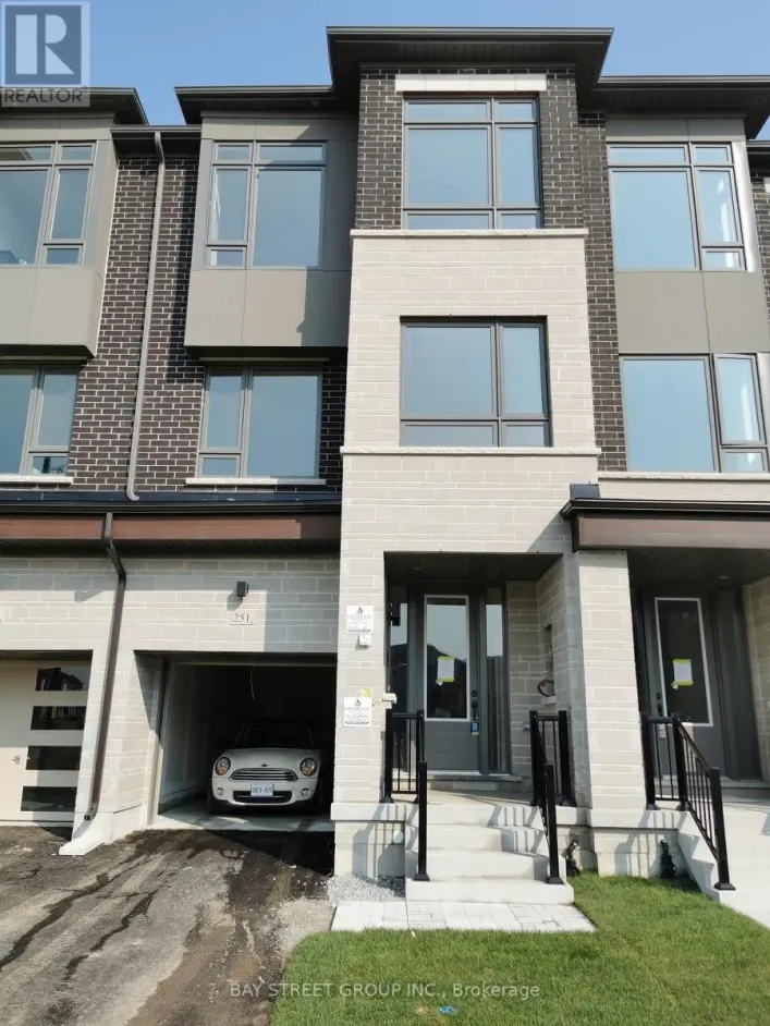 251 TENNANT CIRCLE, Vaughan