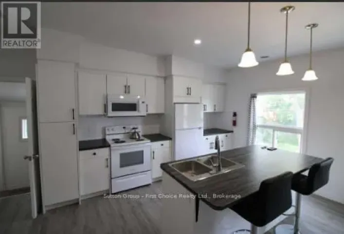 251 UPPER - 253 DOURO STREET, Stratford