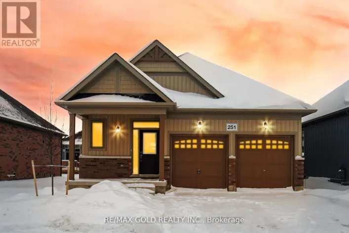 251 WILCOX DRIVE, Clearview