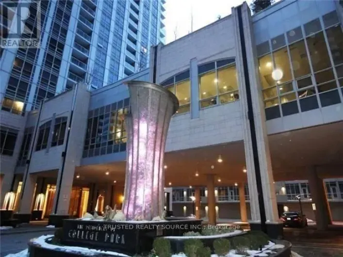2514 - 761 BAY STREET, Toronto
