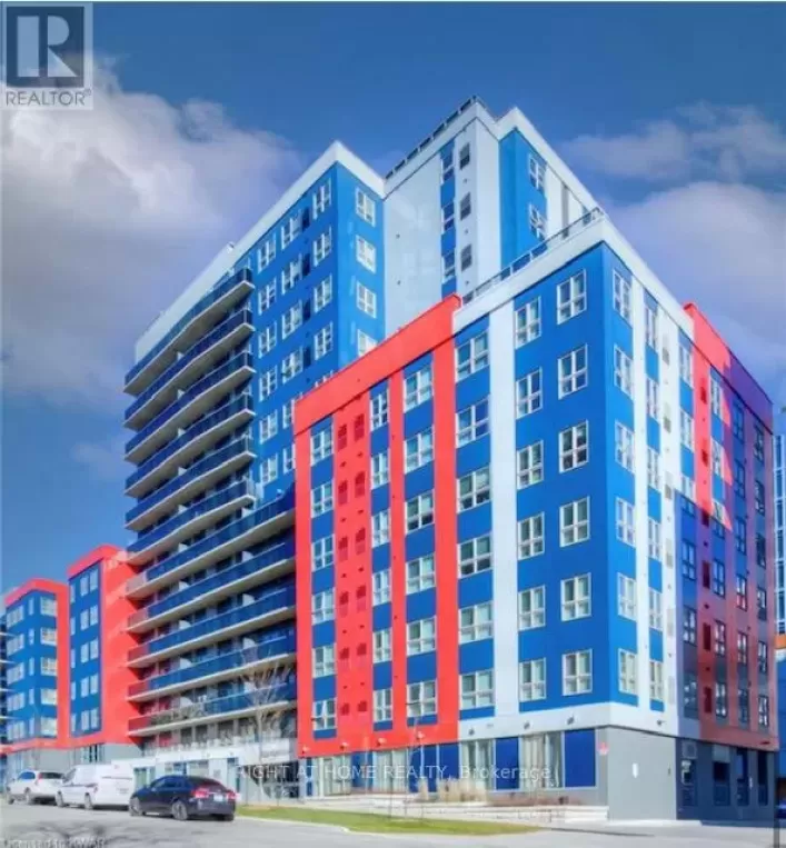 2515 - 258B SUNVIEW STREET, Waterloo