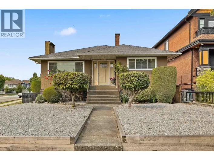 2515 E 45TH AVENUE, Vancouver