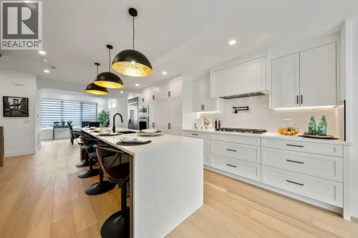 2518 16B Street SW, Calgary