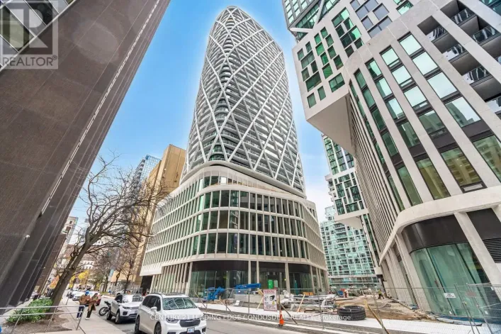 2518 - 230 SIMCOE STREET, Toronto
