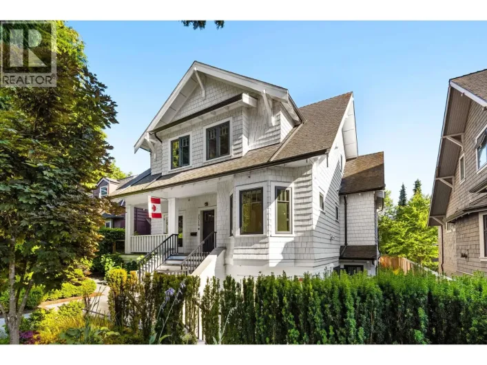 2518 W 3RD AVENUE, Vancouver