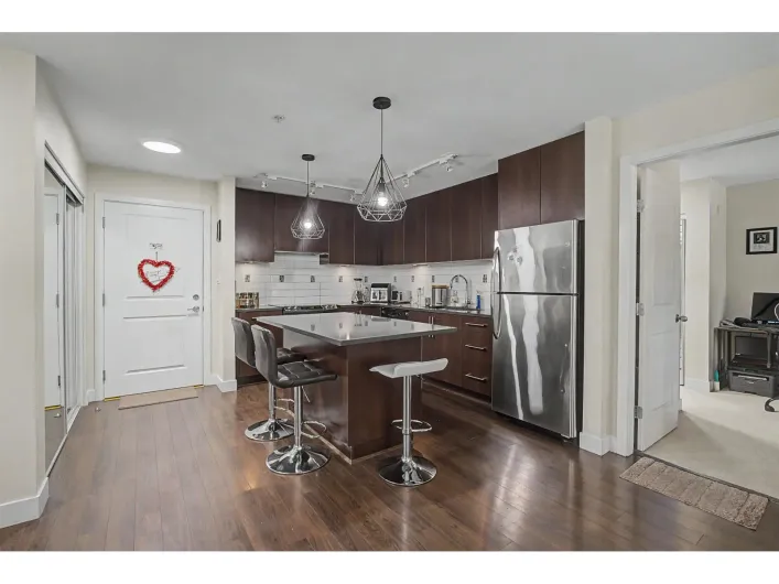 252 15850 26 AVENUE, Surrey