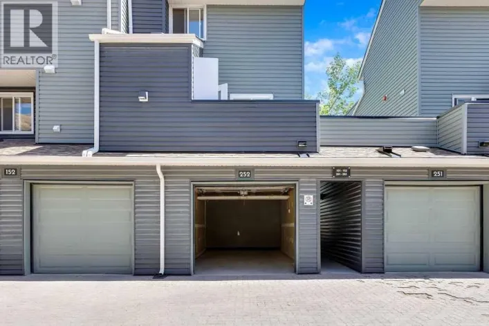 252, 66 Glamis Green SW, Calgary