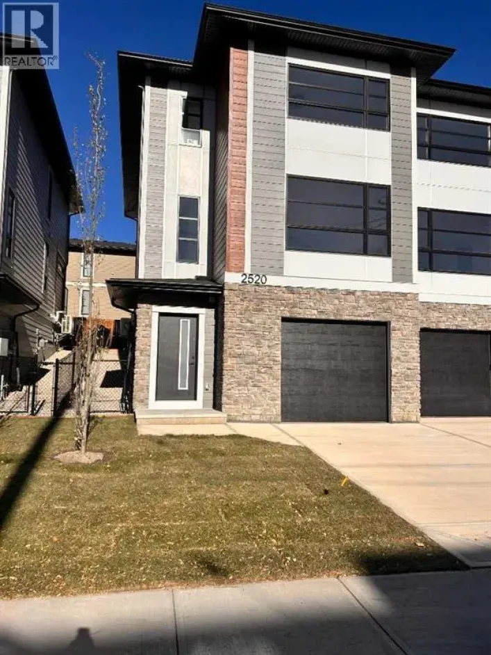 2520 21 Avenue SW, Calgary