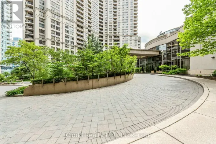 2521 - 3888 DUKE OF YORK BOULEVARD, Mississauga