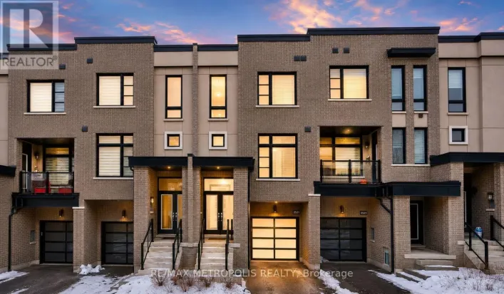 2521 CASTLEGATE CROSSING, Pickering