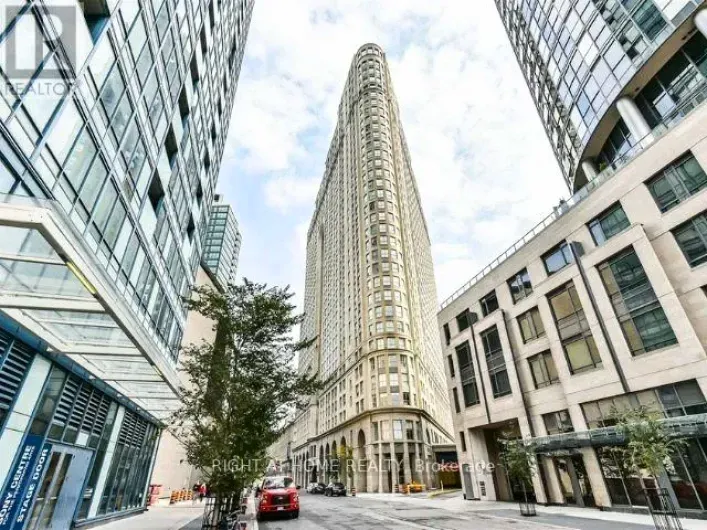 2522 - 25 THE ESPLANADE, Toronto