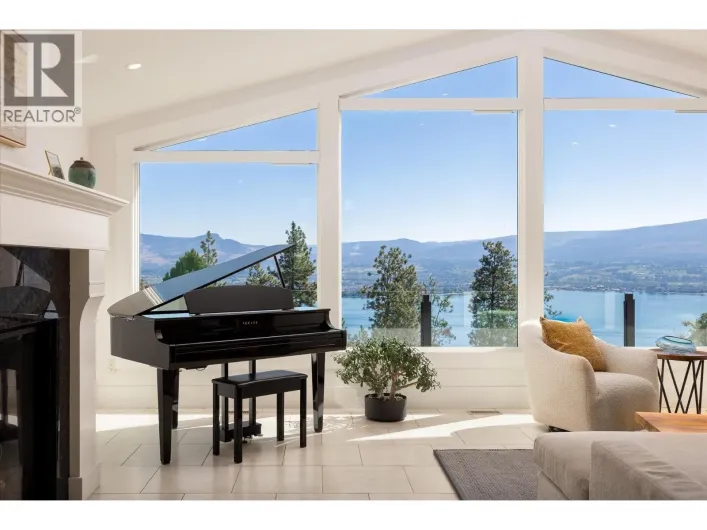 2523 Hillsborough Road, West Kelowna