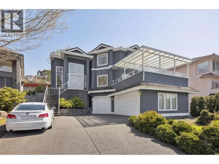 2525 SAPPHIRE PLACE, Coquitlam