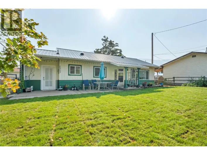 2527 UPPER BENCH Road, Keremeos